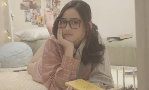 Syifa Hadju Jadi Bucin dalam Single “Setia atau Bodoh” 1 Syifa Haju 1