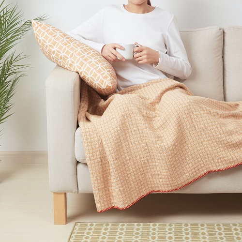 Sarung Bantal Motif Tradisional Tiongkok