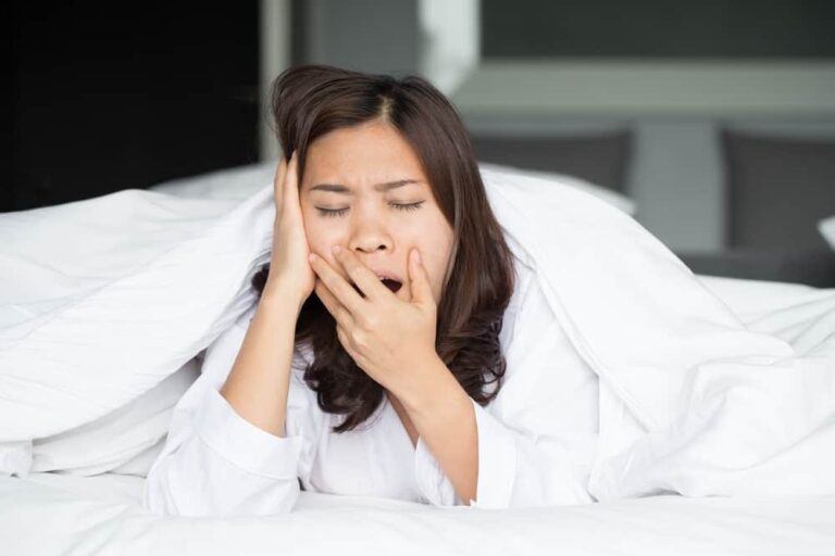 Awas! 5 kebiasaan Ini Ternyata Bisa Bikin Kamu Cepat Tua