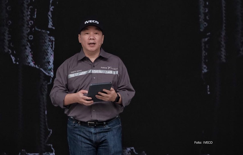 Direktur Utama PT Chakra Jawara Teophilus Bambang Wira di peluncuran IVECO T Way.