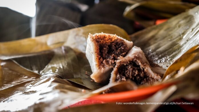 Kue Ombus Ombus, Jajanan Khas Asli Tapanuli Utara.