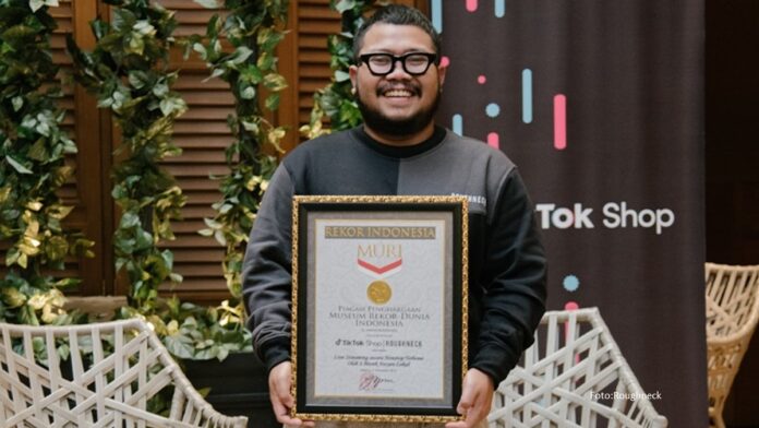 Live Streaming Nonstop 10 Hari, Roughneck Dianugerahi MURI.