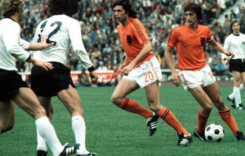 FINAL PIALA DUNIA 1974