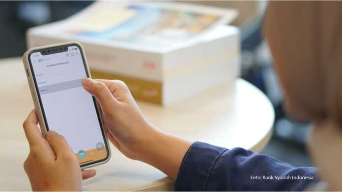 Kini Nasabah BSI Layani Tarik Tunai Tanpa Kartu di Alfamart.