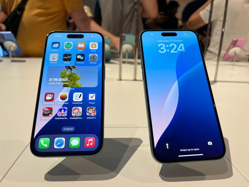 iPhone 16