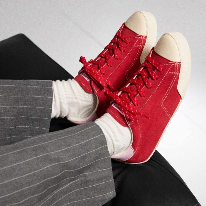 Chuck Lo Red
