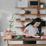 Usaha Sampingan yang Bisa Dikerjakan dari Rumah (Minim Modal 2026) Usaha sampingan dari rumah minim modal 2026